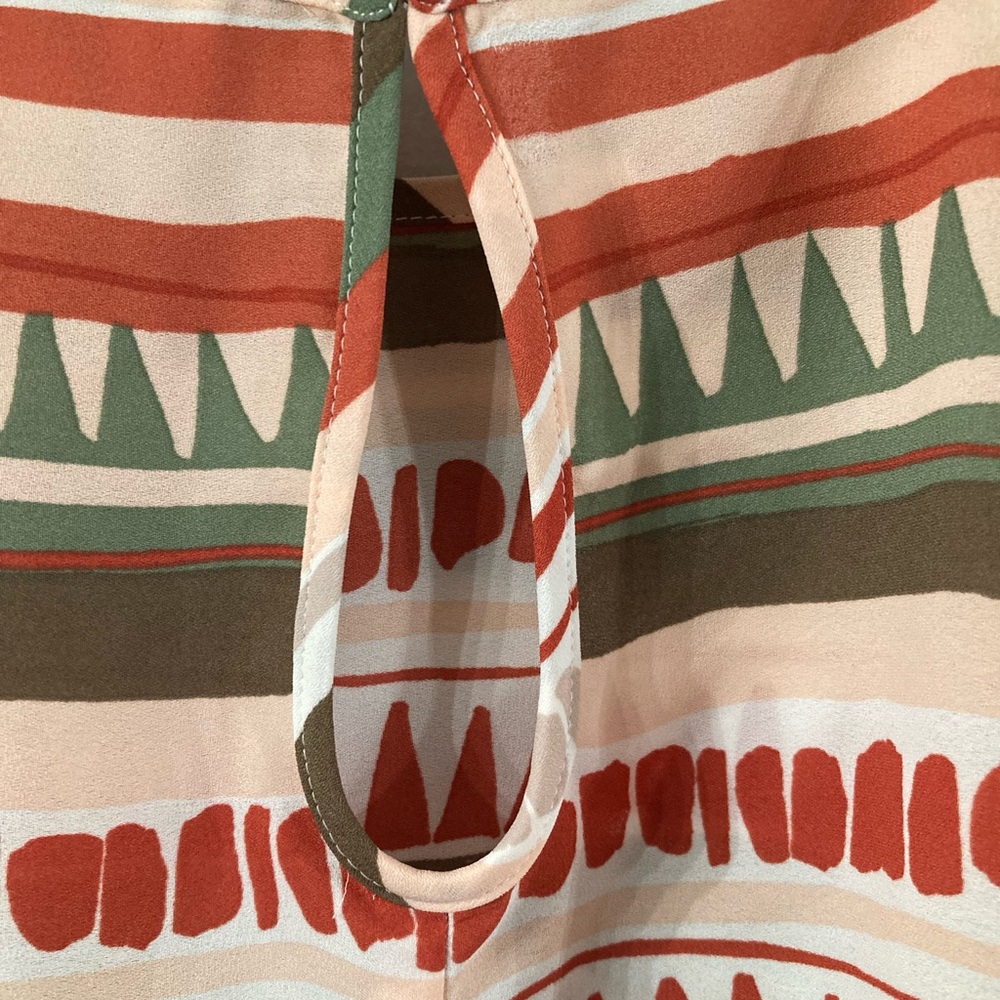 Loft Outlet M Print Top with Ruffle - Picture 5 of 5